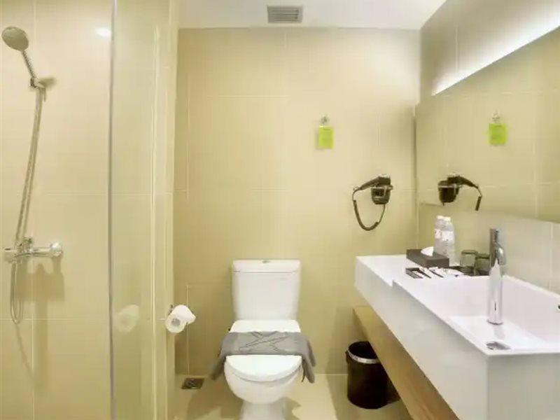 The Zuri Baturaja Otel Baturaja  Dış mekan fotoğraf