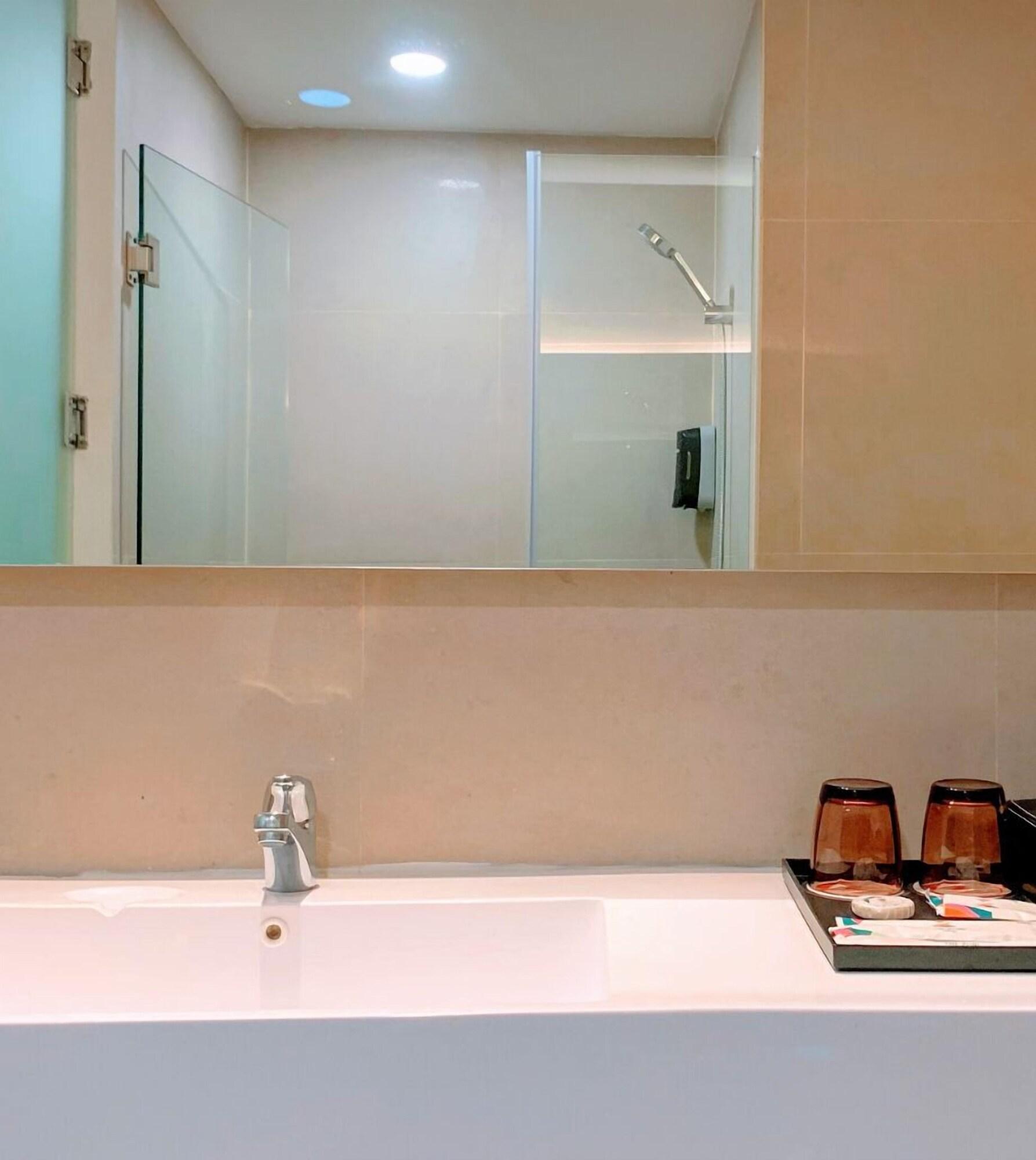 The Zuri Baturaja Otel Baturaja  Dış mekan fotoğraf